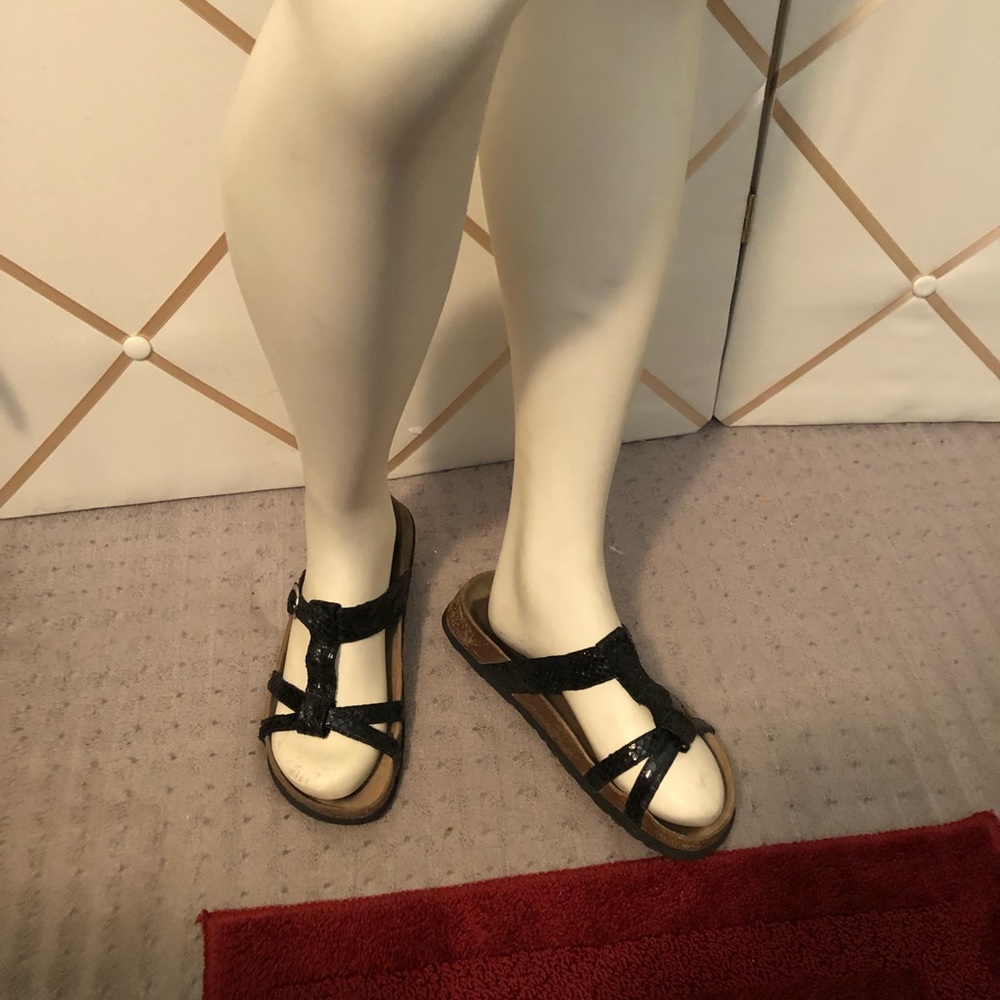 Birkenstock black leather sandals size 5.5 US